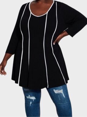 Avenue Black Swing Panel Tunic Top